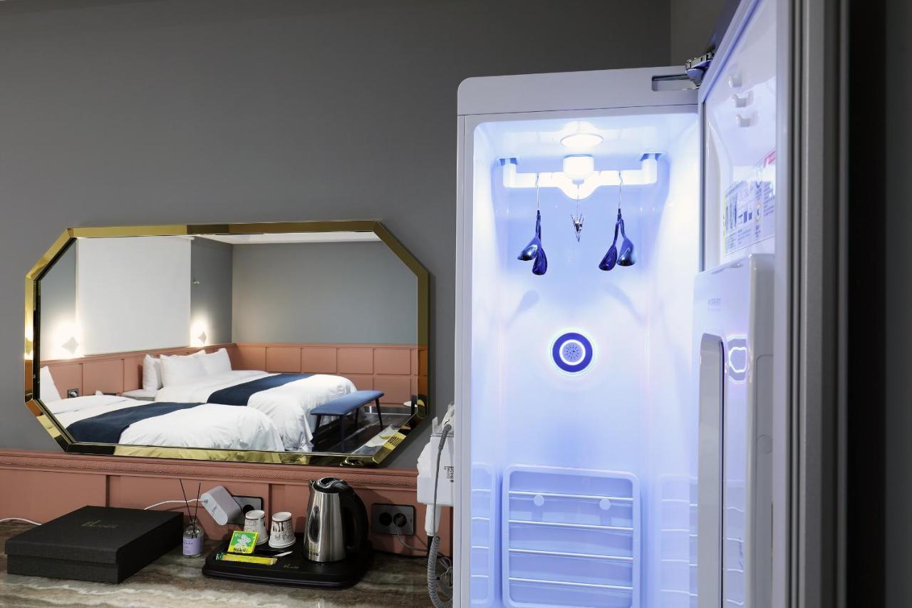 El Tower Hotel Gunsan Εξωτερικό φωτογραφία