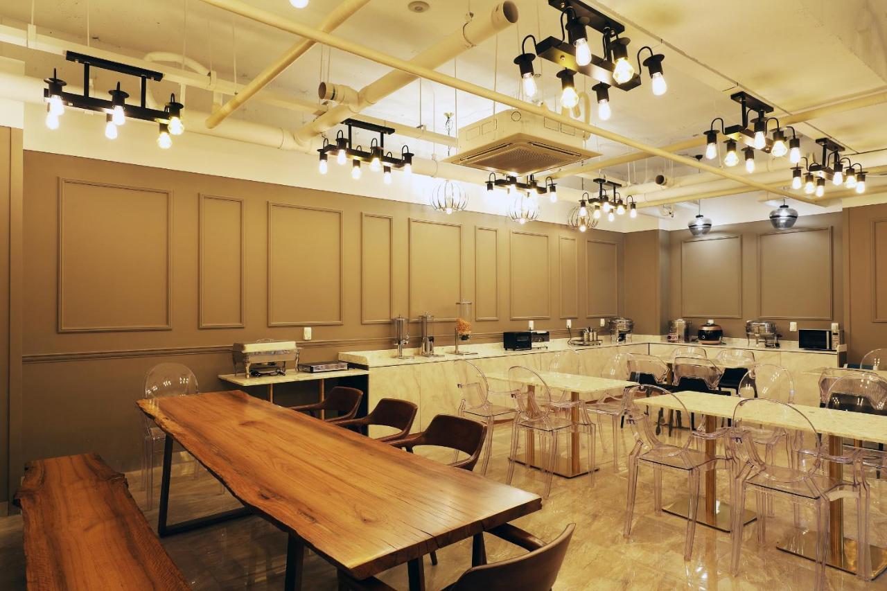 El Tower Hotel Gunsan Εξωτερικό φωτογραφία