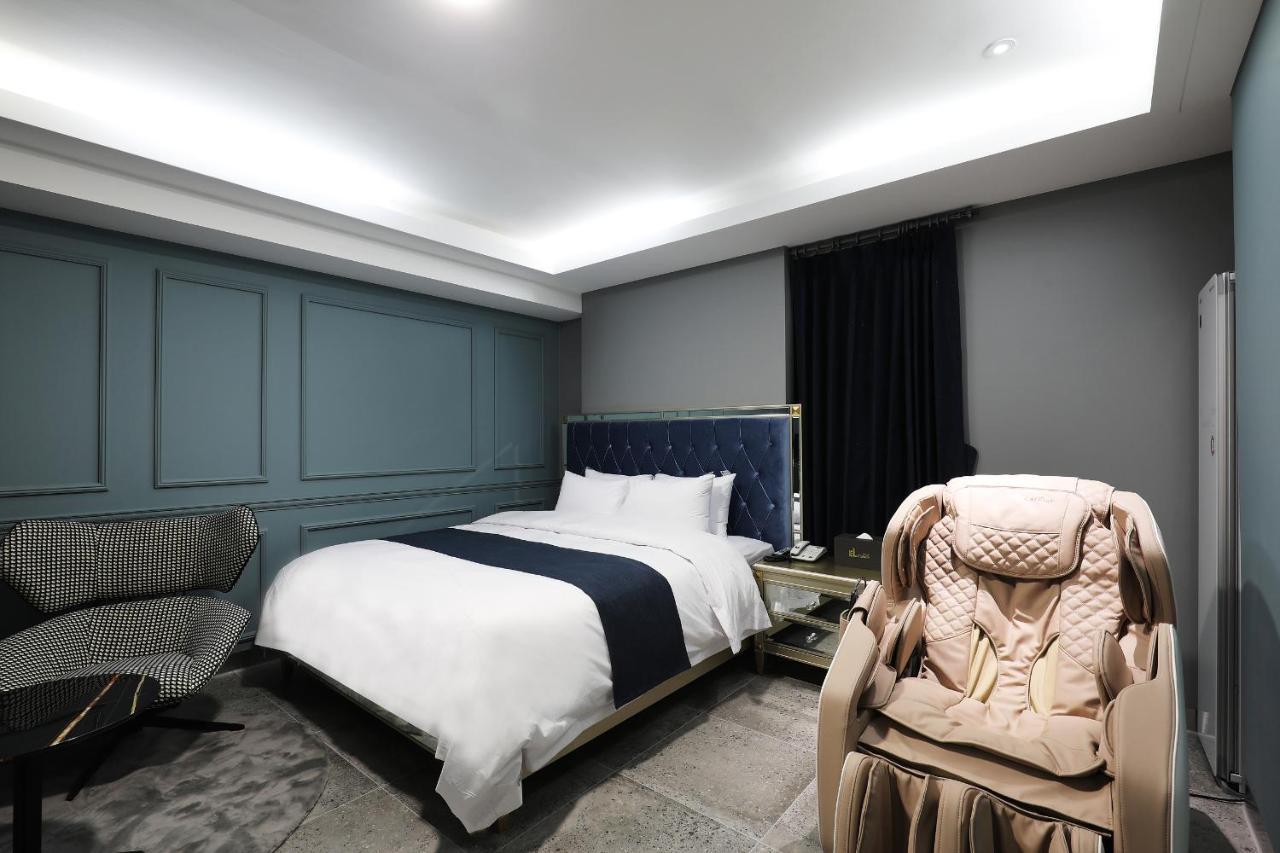 El Tower Hotel Gunsan Εξωτερικό φωτογραφία
