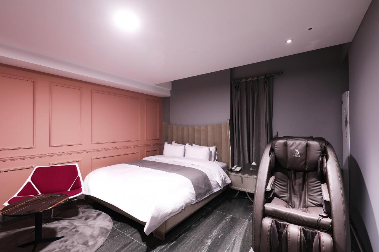 El Tower Hotel Gunsan Εξωτερικό φωτογραφία
