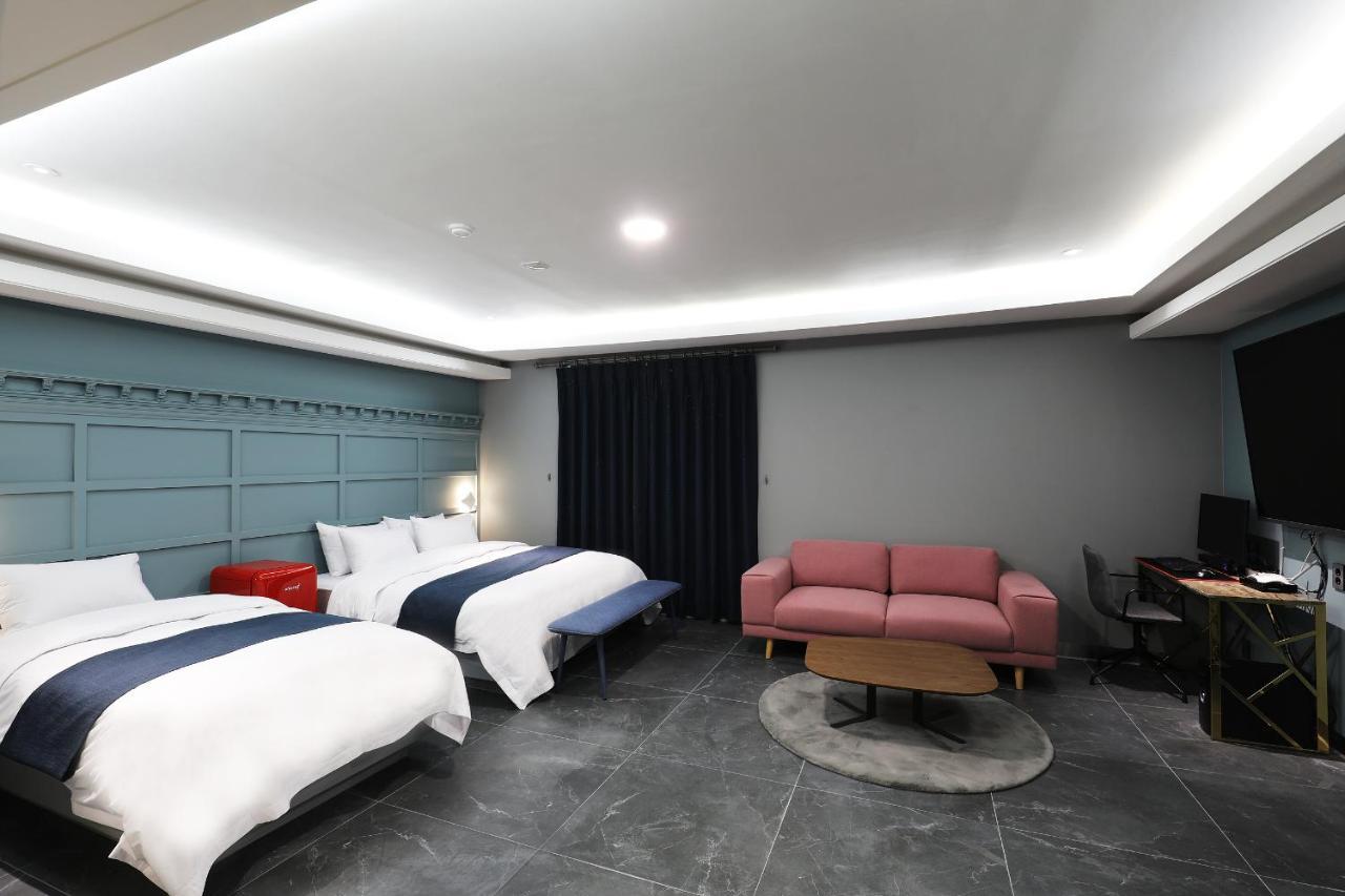 El Tower Hotel Gunsan Εξωτερικό φωτογραφία
