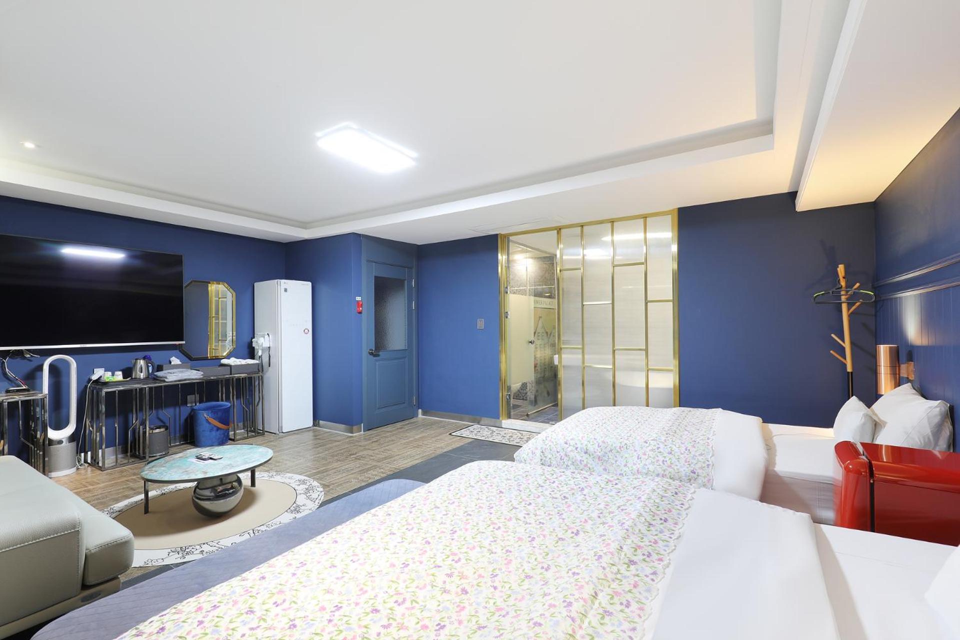 El Tower Hotel Gunsan Εξωτερικό φωτογραφία