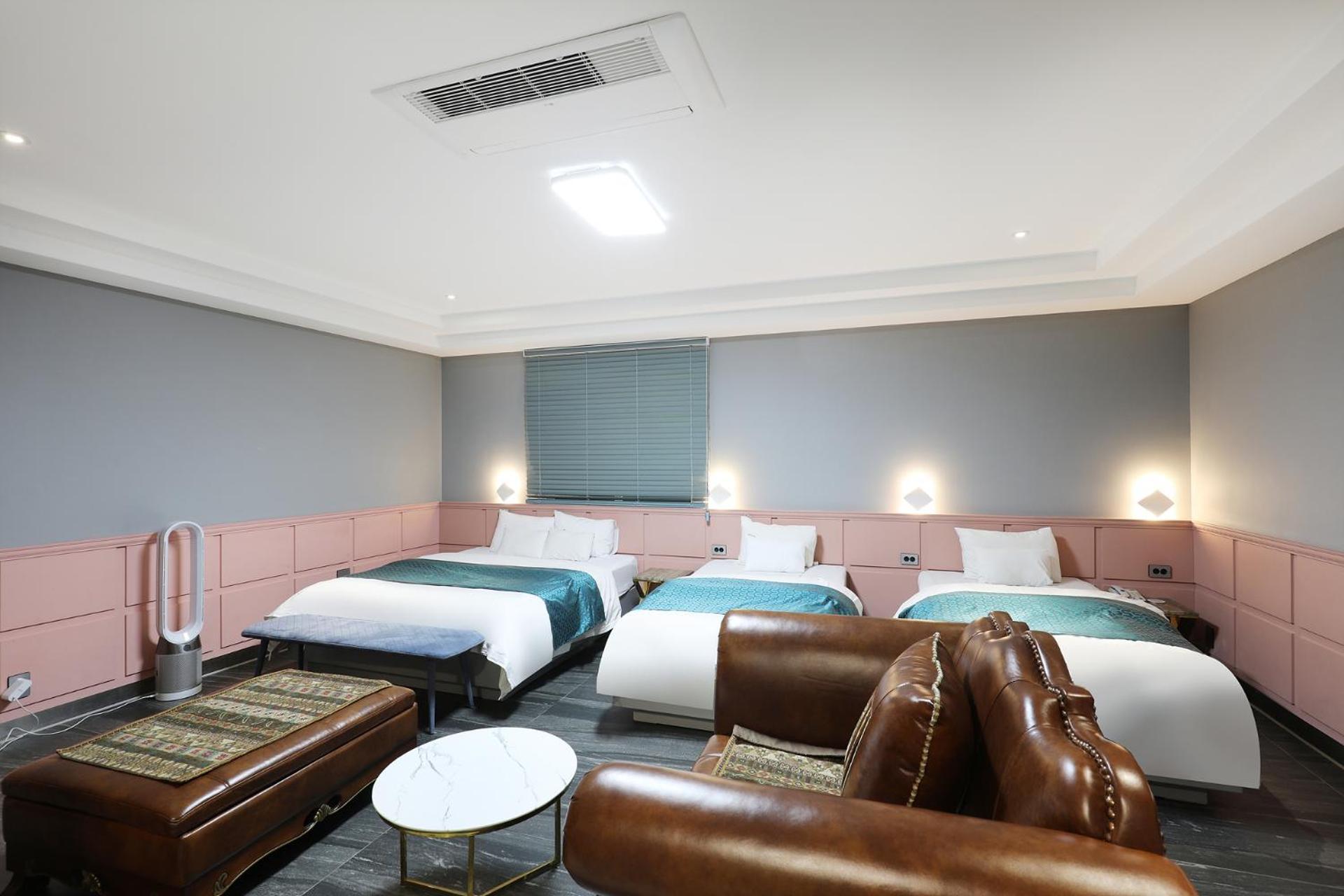 El Tower Hotel Gunsan Εξωτερικό φωτογραφία